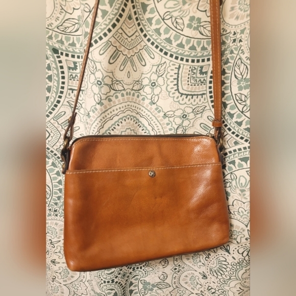 PATRICIA NASH Avellino Leather Crossbody - Picture 2 of 4